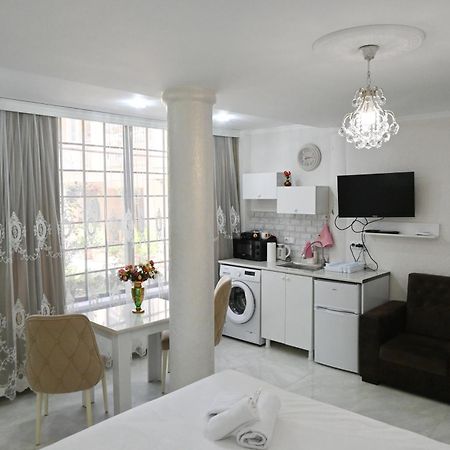 Jerusalem Hotel Кутаїсі Екстер'єр фото