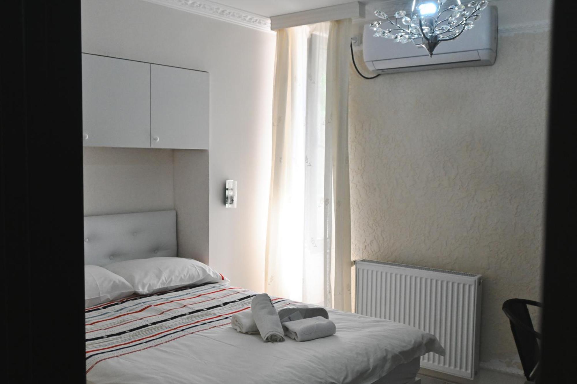 Jerusalem Hotel Кутаїсі Екстер'єр фото